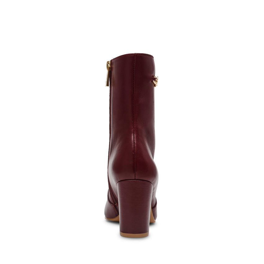 Geneeva Cherry Lacq Leather