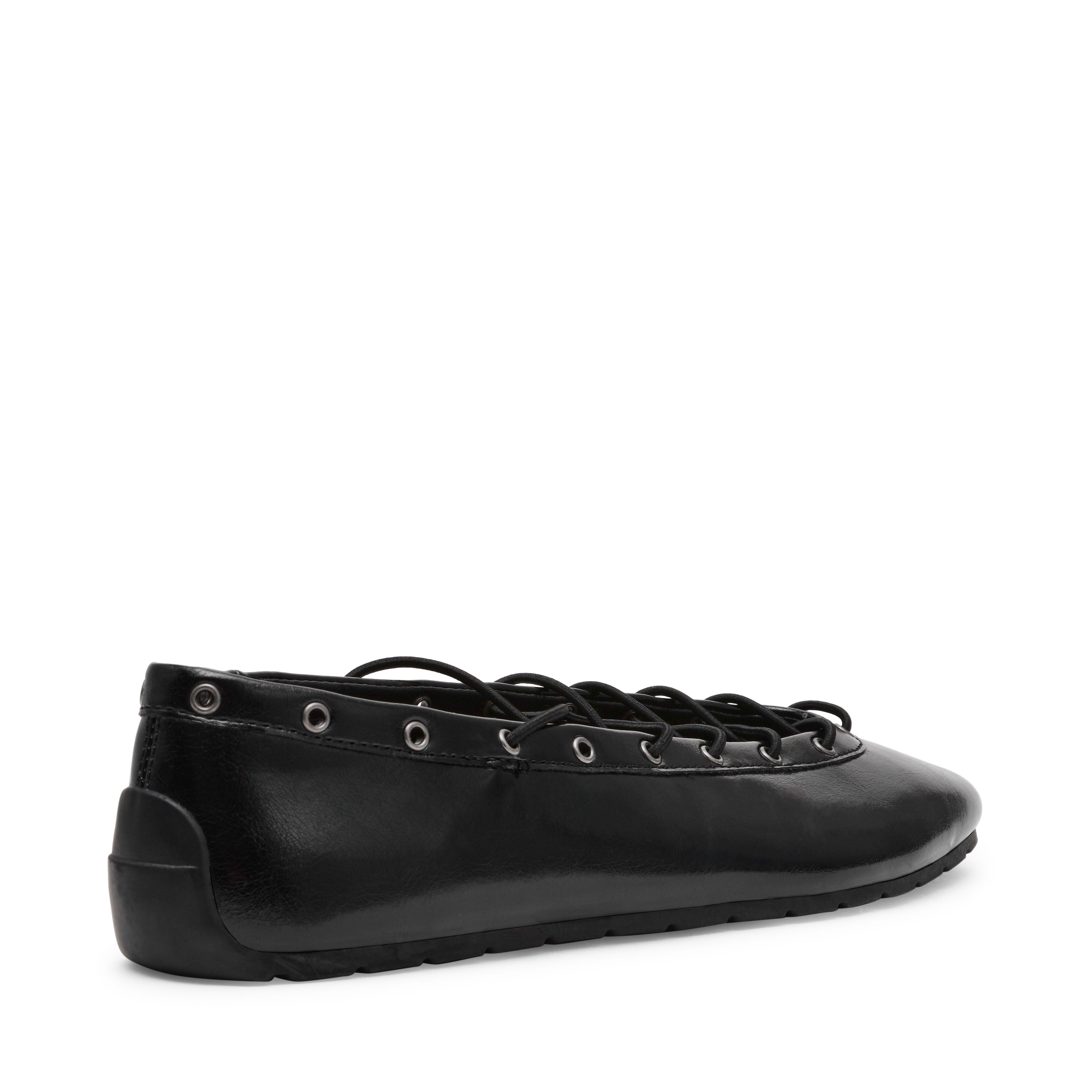 Pointe Black - view 3