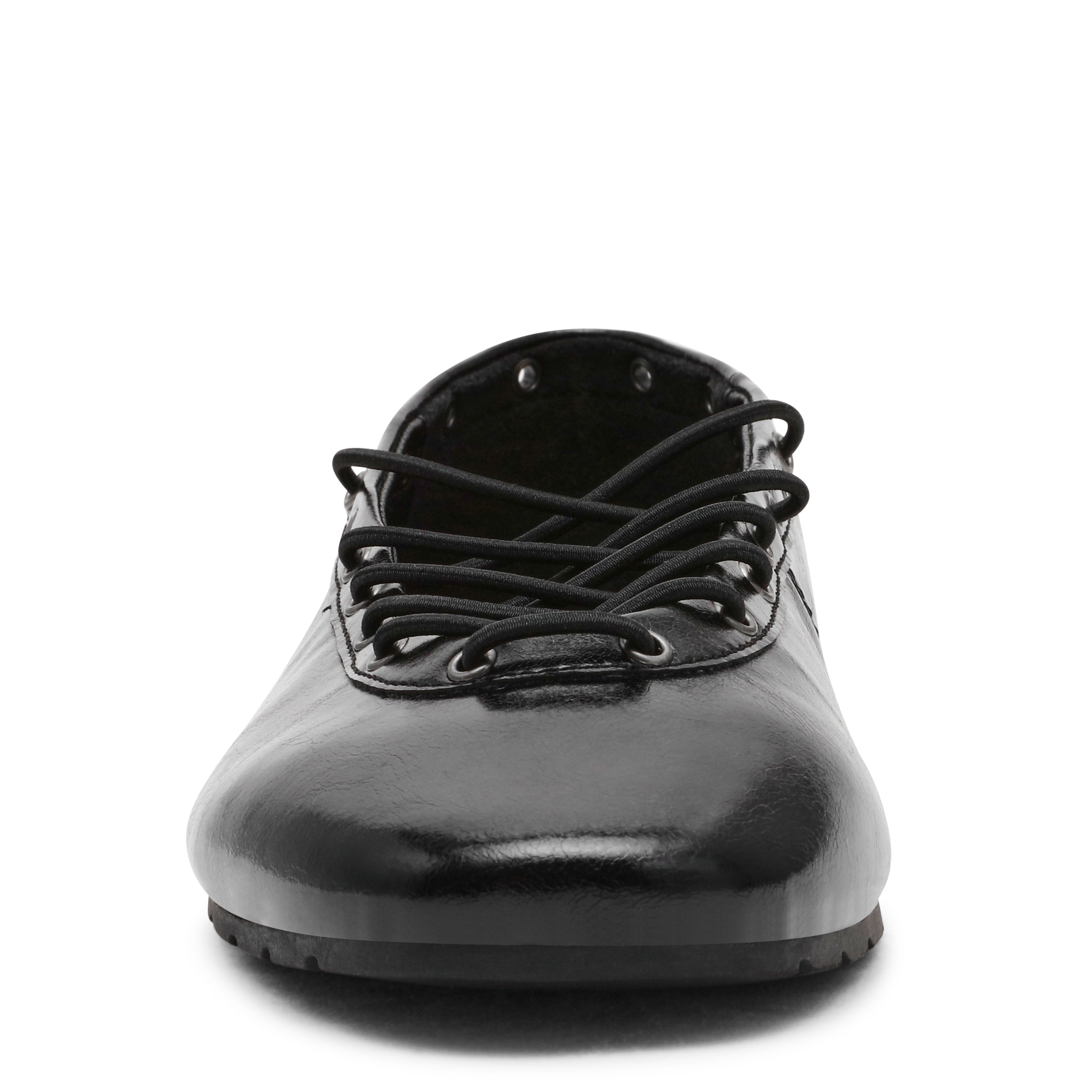 Pointe Black - view 4