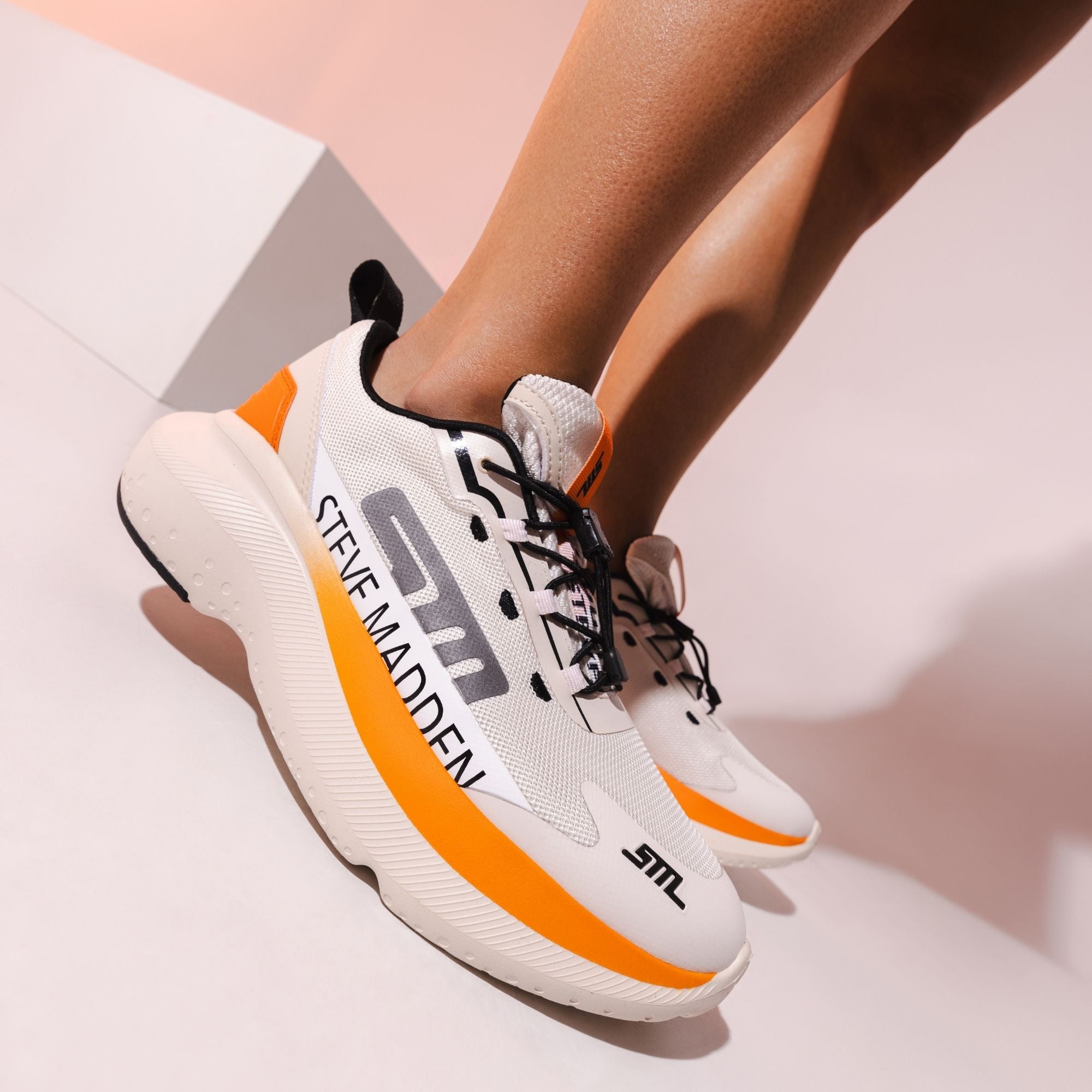 Elevate 2 Sneaker Orange/Bone- Hover Image