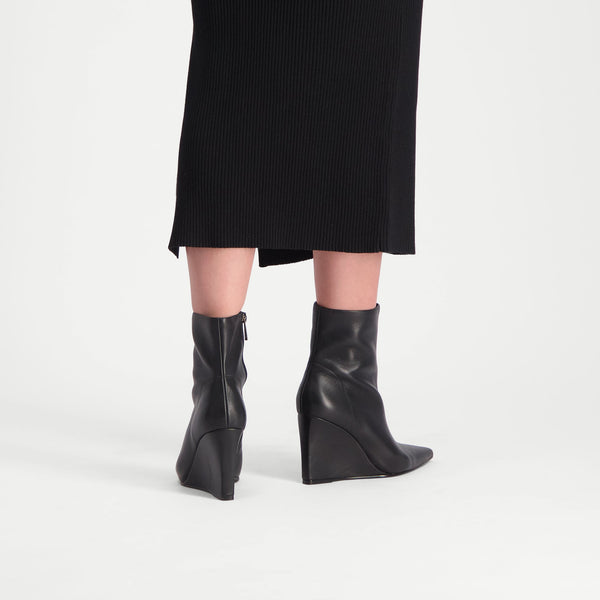 Serbia Bootie Black