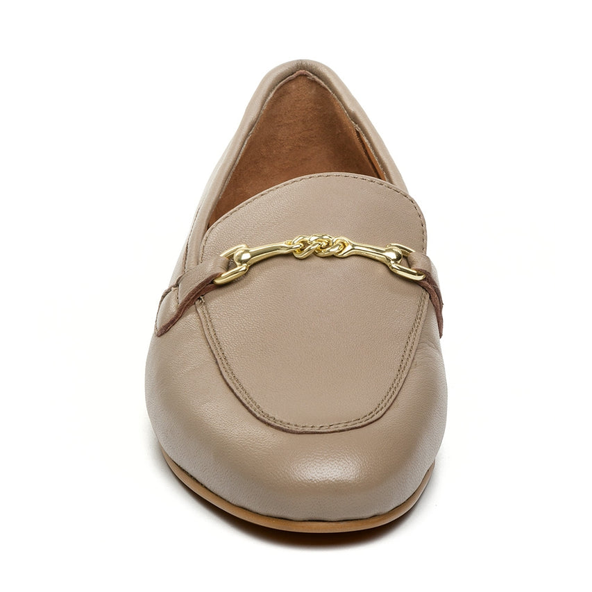 Catareena Loafer Nude Leather