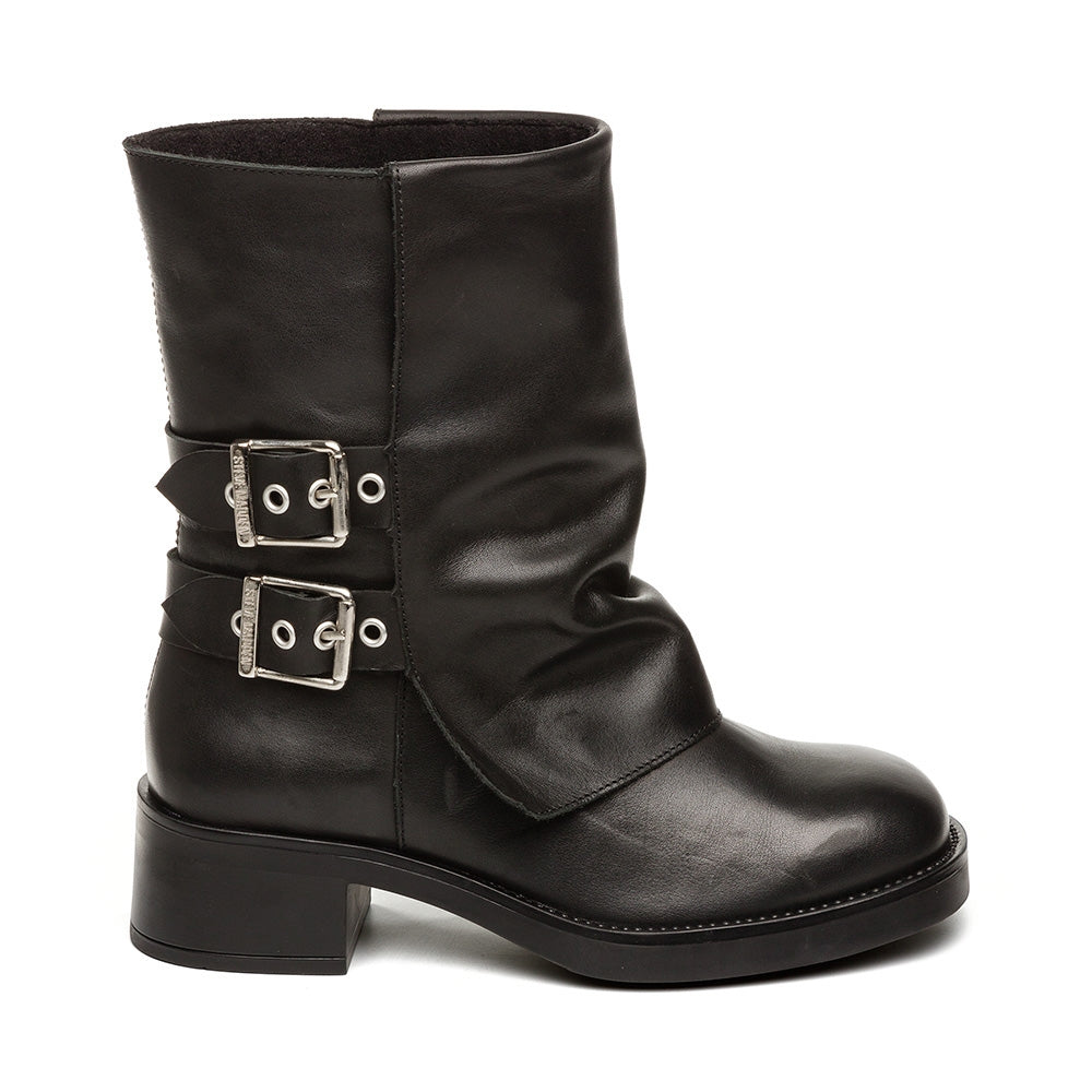 Bonfire Black Leather